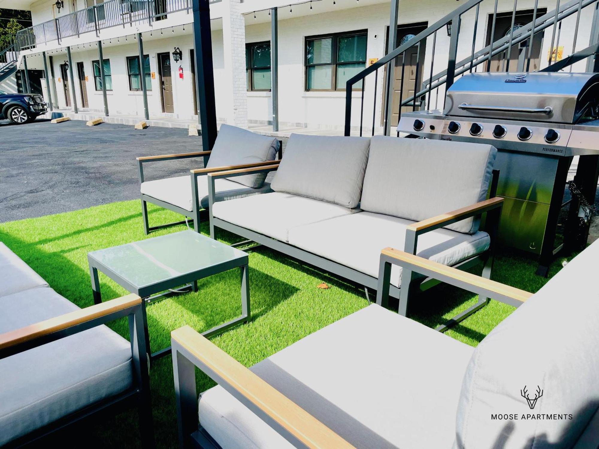 The Moose #3 - Modern Luxe Studio With Free Gated Parking & Wifi Memphis Bagian luar foto